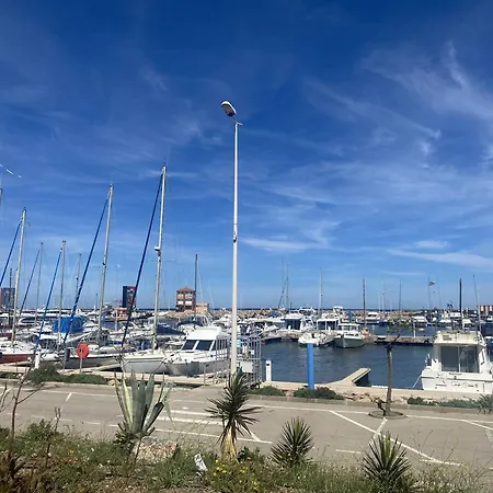 Apartmán 4 Pers, 300m Plage, Parking, Terrasse, Bbq - Fr-1-782-25 *
